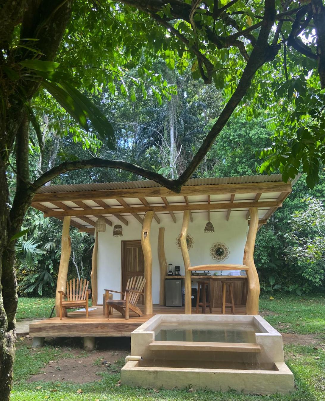Passion Fruit Lodge Cahuita Eksteriør billede