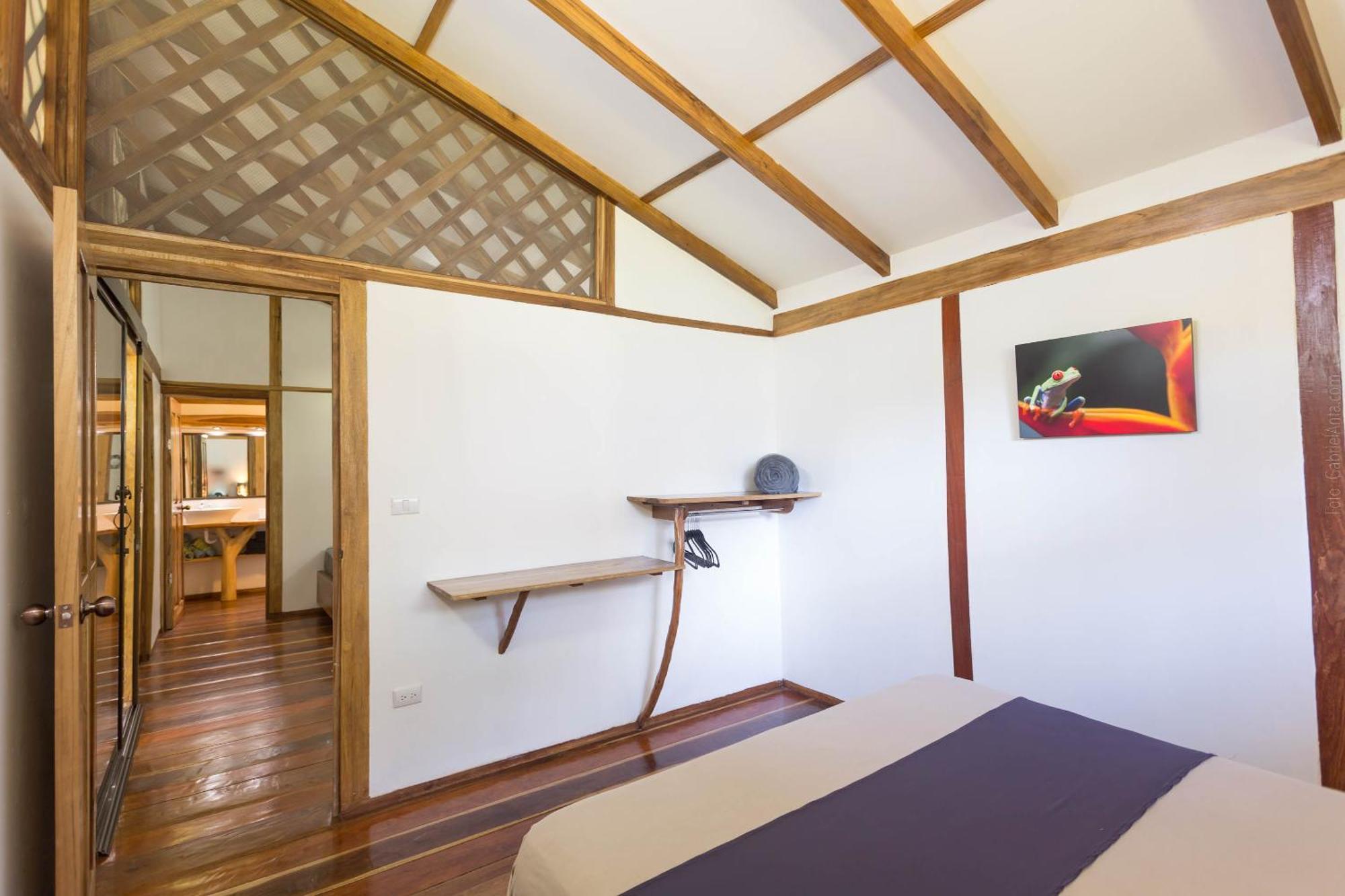 Passion Fruit Lodge Cahuita Eksteriør billede