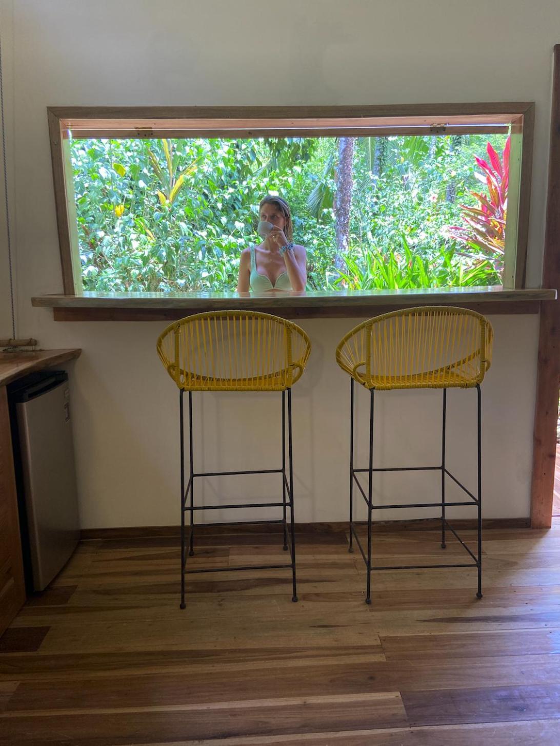 Passion Fruit Lodge Cahuita Eksteriør billede