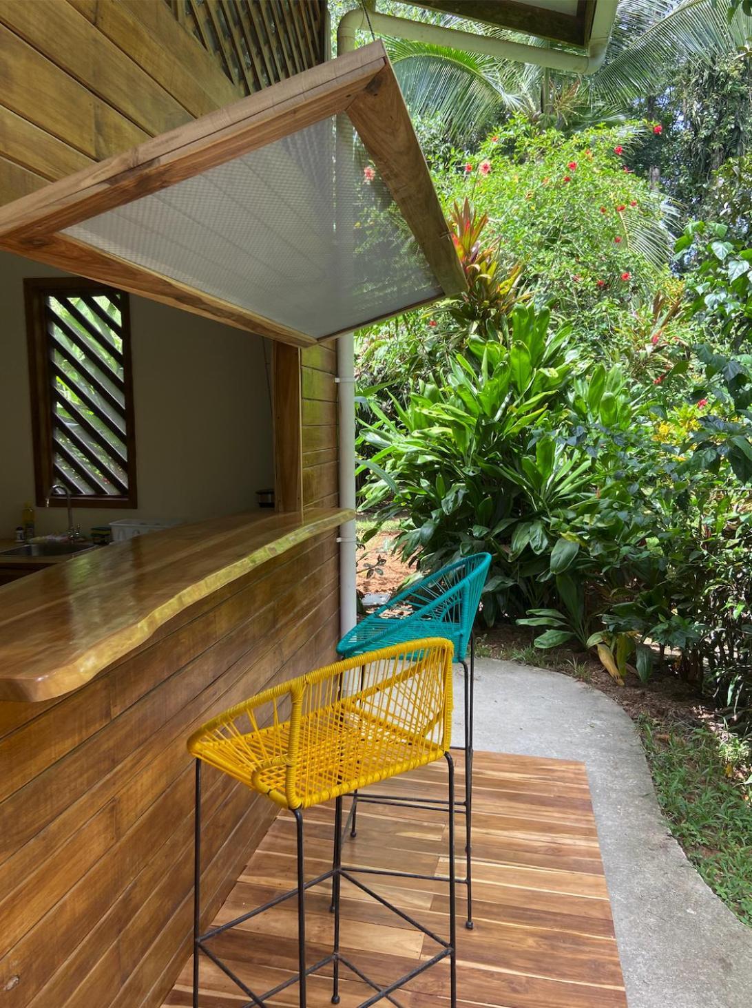 Passion Fruit Lodge Cahuita Eksteriør billede