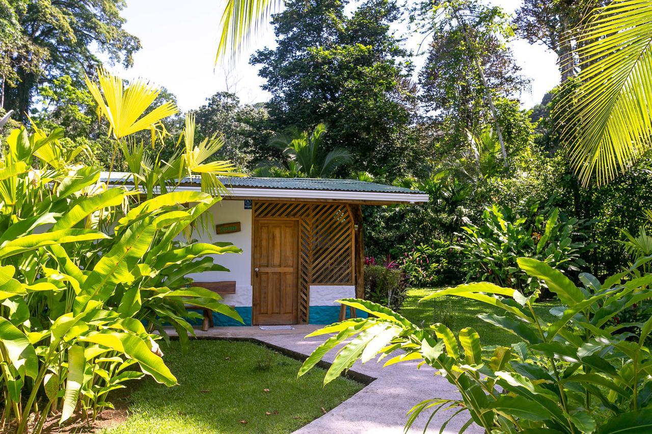 Passion Fruit Lodge Cahuita Eksteriør billede